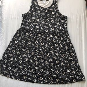 Fun/Cute Sundress, Old Navy, XL, $15 ea. lot of 2. Like new w/o tags.
